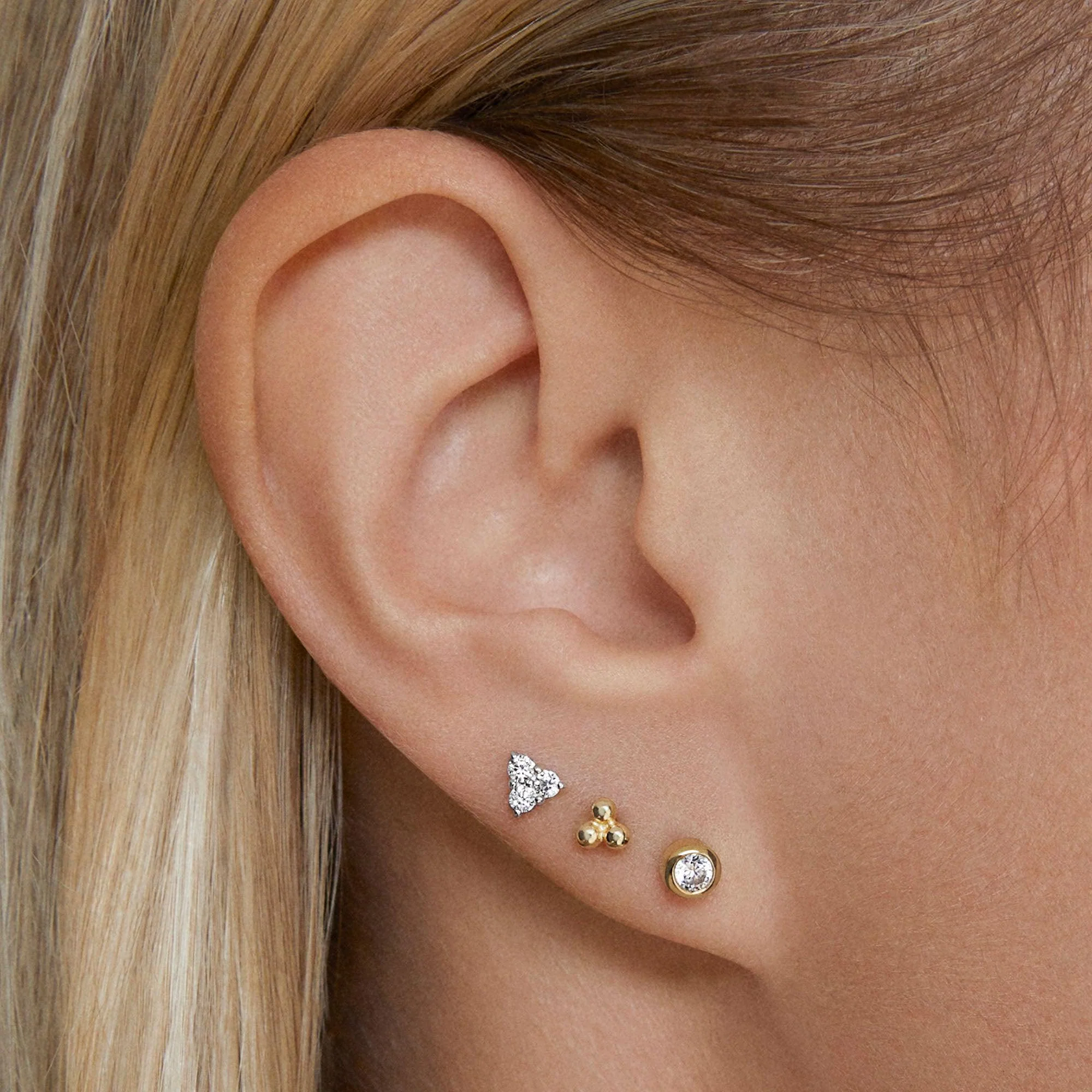 Bezel Basic Studs 4mm - Image 5
